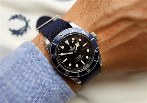 tudor black bay copia